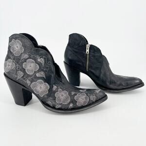 Old Gringo Black Pansy II Floral Embroidered Short Western Cowgirl Bootie sz 10